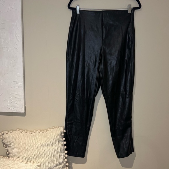 Old Navy Pants - Old Navy Faux Leather Straight Leg Ankle Length Slacks - Size 10 in Jet Black